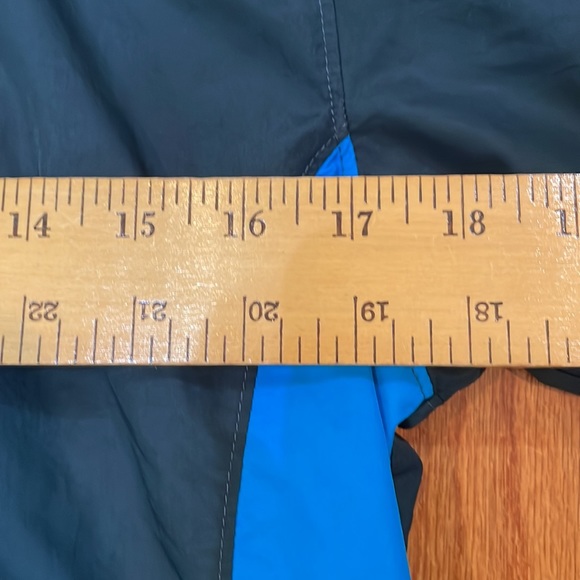 LAST CHANCE Columbia Youth Size 14/16 lightweight jacket pockets hood - Picture 3 of 15